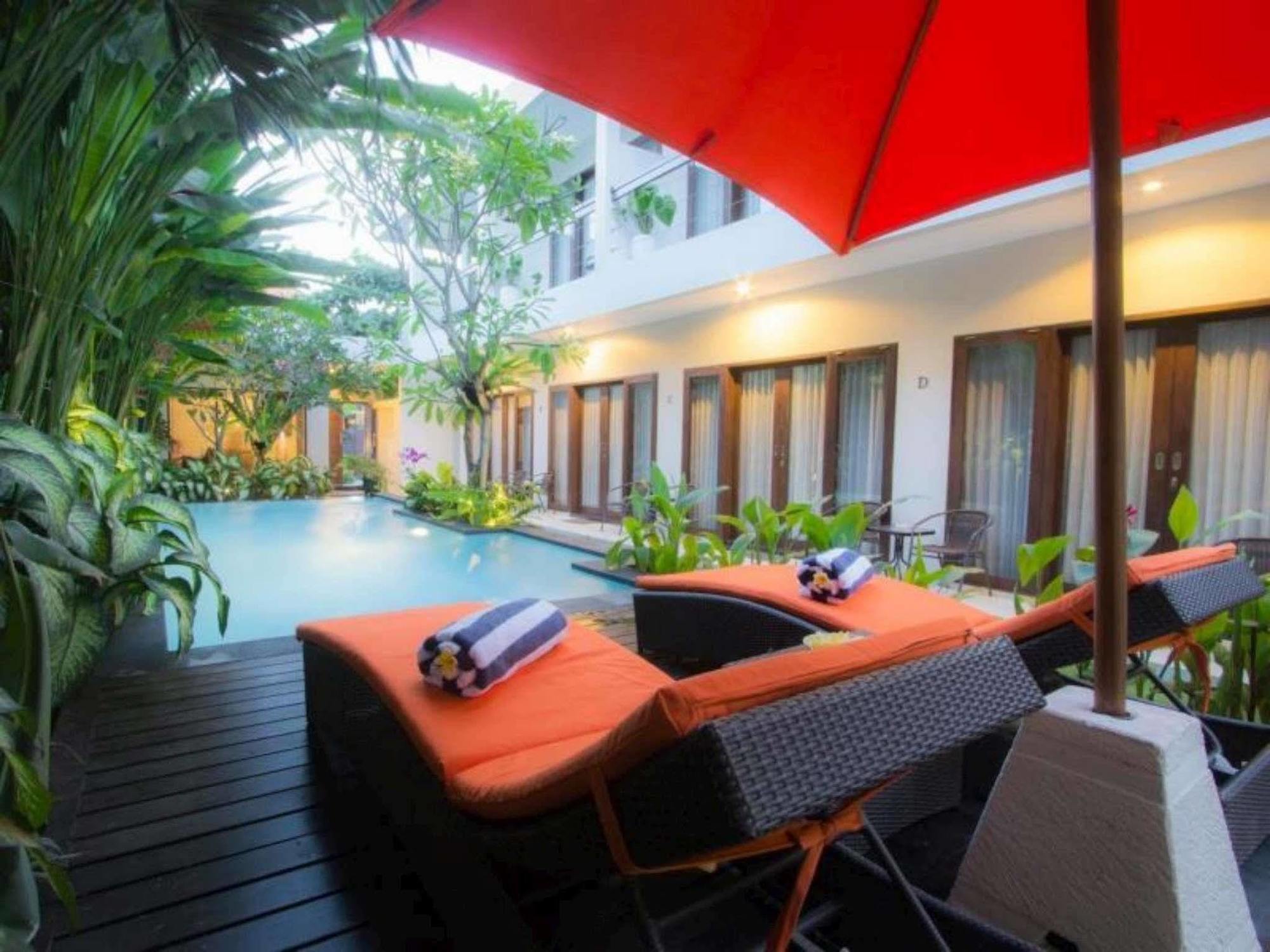 The Pavilion Hotel Kuta Kuta  Exterior photo